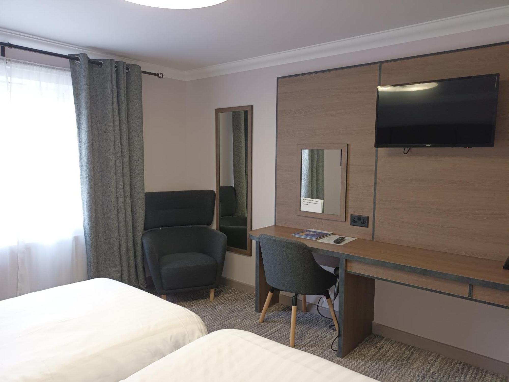 Corn Mill Lodge Hotel Leeds  Eksteriør billede