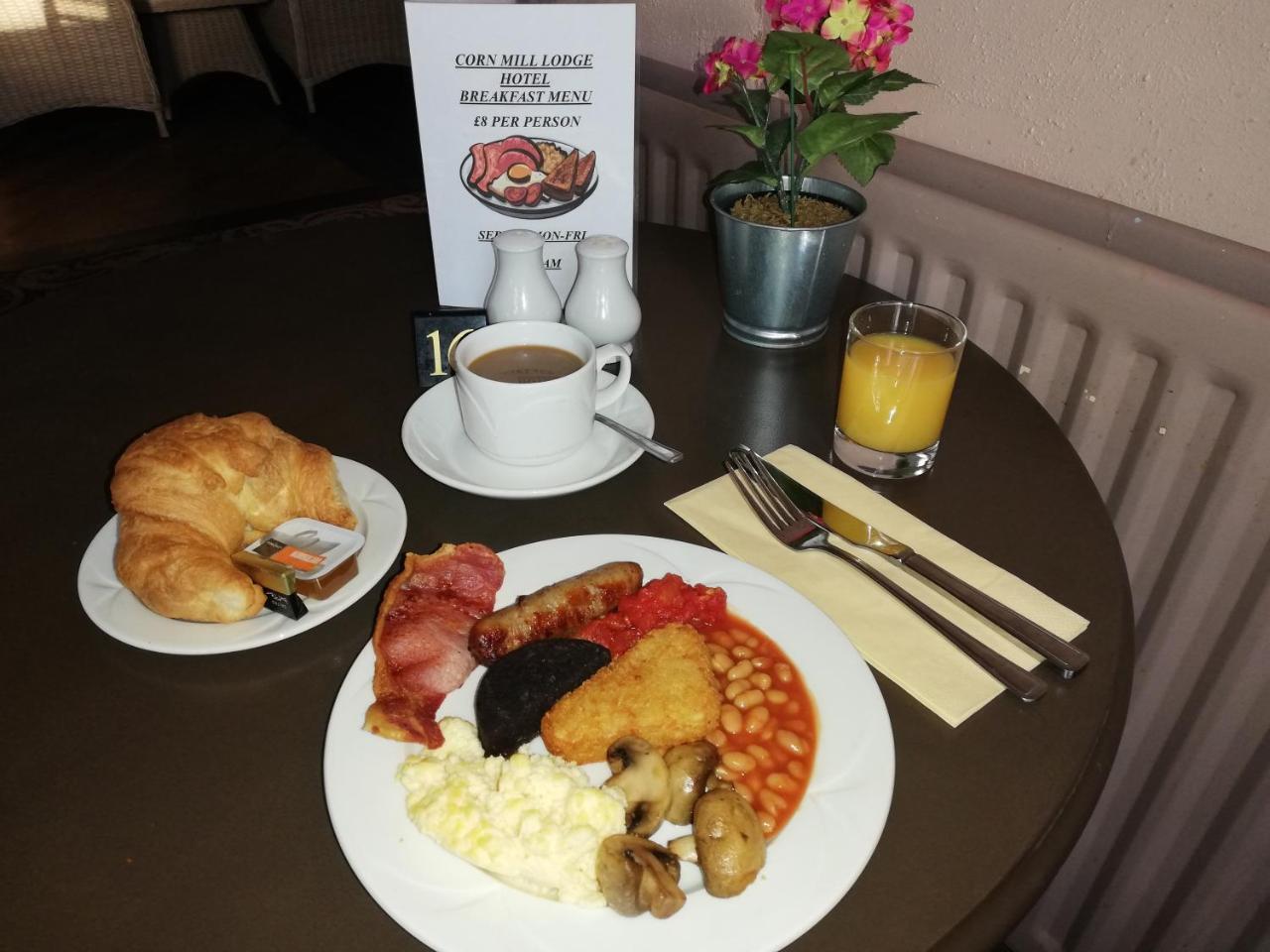 Corn Mill Lodge Hotel Leeds  Eksteriør billede